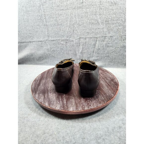 Etienne Aigner Brown "Vita" Loafers With Tassel & Gold Hardware & Low Heel 8M - Picture 5 of 13